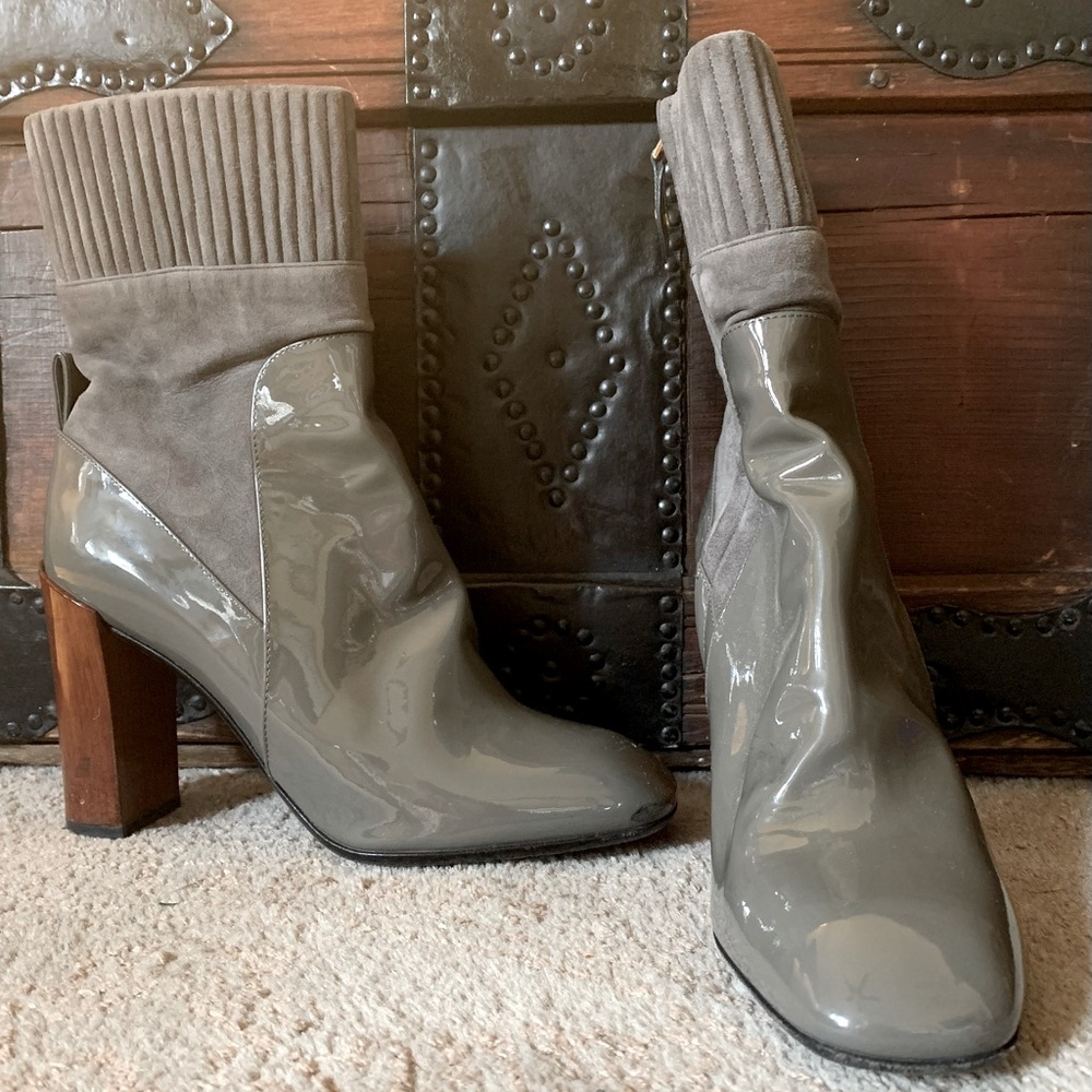 Louis Vuitton pre-owned patent leather boots in grey.